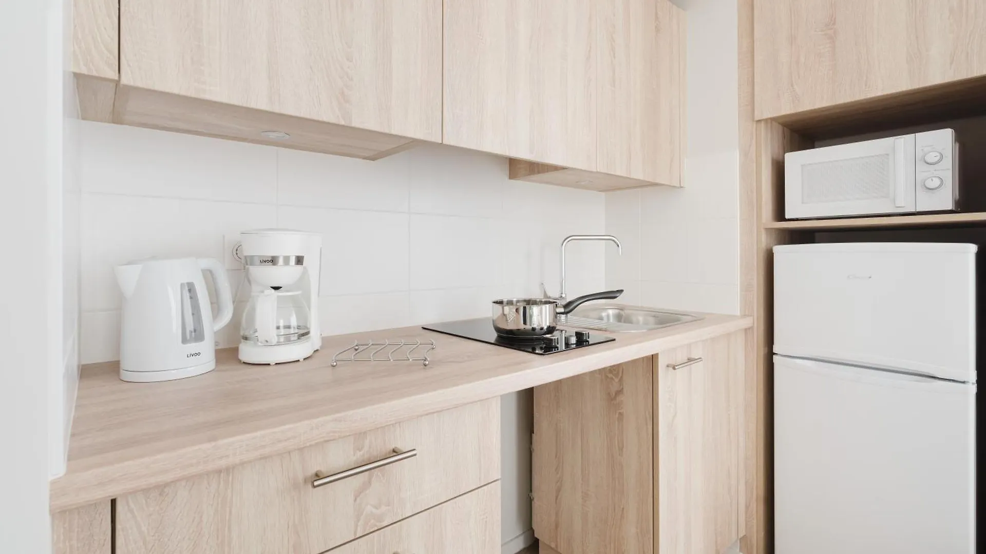 Zenitude Hotel Residences Quiberon 0*,  France